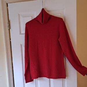 100% cashmere Red turtle neck by Banana Republic